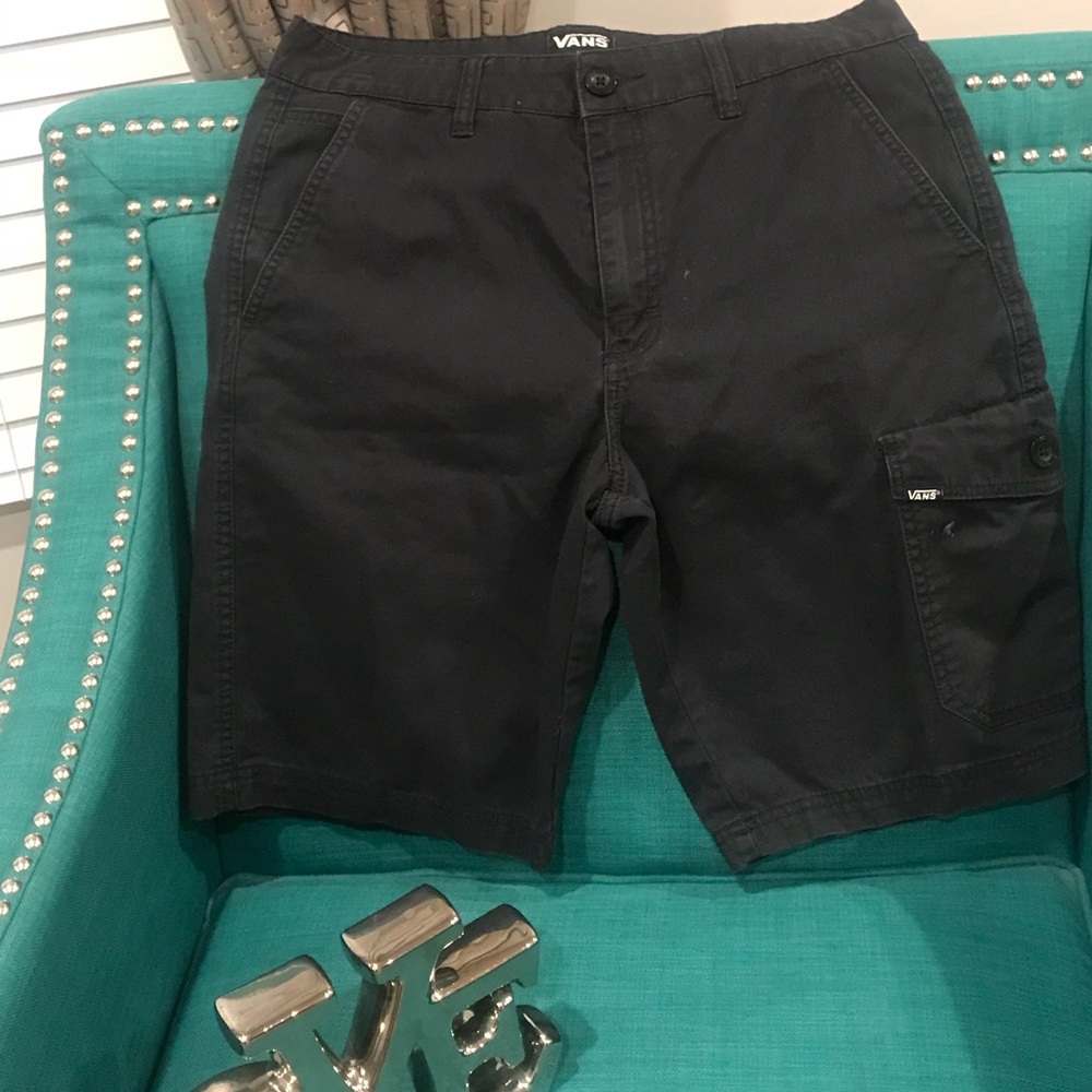 MEN’S VANS LOGO SIZE 30 WAIST